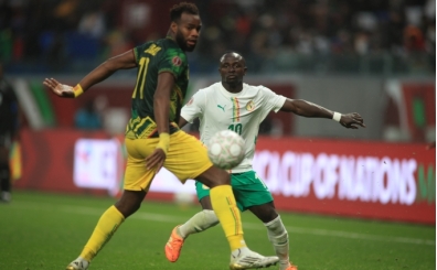 Jakobs ve Ndiaye'li Senegal, Nene ve El Bilal Toure'li Mali'yi �zd�!