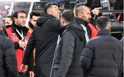 Burak Y�lmaz, k�rm�z� kart i�in �z�r diledi