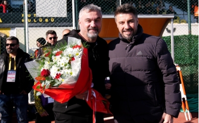 Thomas Reis: 'Hak etti�imiz bir galibiyet ald�k'