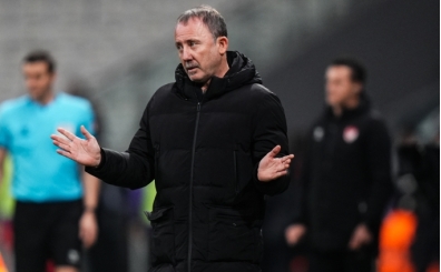 Be�ikta�'ta savunma 22. kez de�i�iyor!