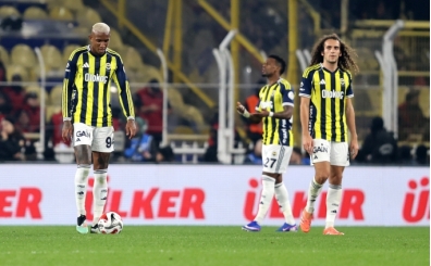 Fenerbah�e'ye zirve yar���nda hasar!