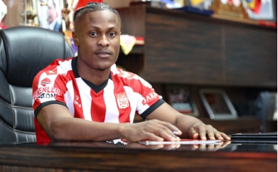 Sivasspor, Jonathan Okoronkwo'yu kadrosuna katt�