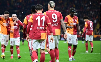 Yazarlardan Galatasaray yorumlar�