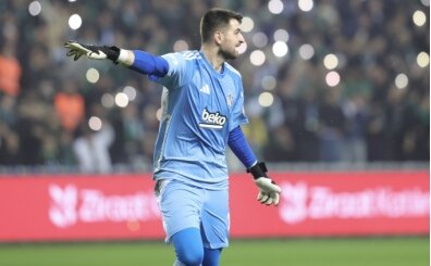 Ersin Destano�lu k�llerinden do�ru