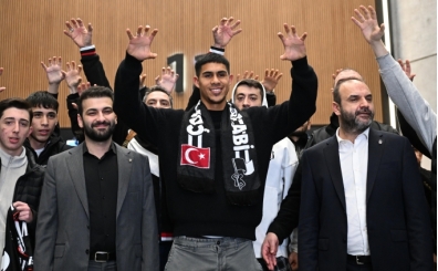 Be�ikta� i�in �stanbul'da: Devis Vasquez