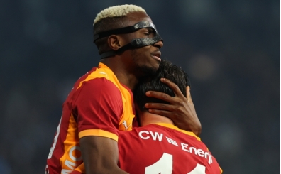 Osimhen, Galatasaray tarihinde y�kseliyor