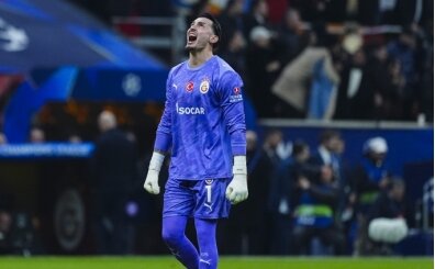 U�urcan �ak�r, Muslera'n�n rekorunu yakalad�