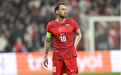 Galatasaray'dan Hakan �alhano�lu i�in 10 milyon euro