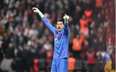 U�urcan �ak�r'a i� d��medi!