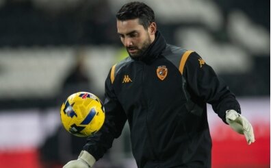 Hull City antren�r�: 'U�urcan, d�nyan�n en iyi 10'unda!'