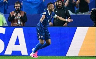 Mbappe yine sahneye ��kt�! Fransa rahat kazand�