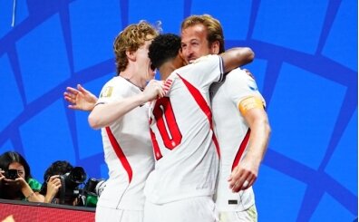 Harry Kane, �ngiltere'yi son 16'ya ta��d�!