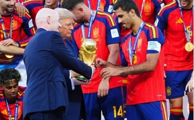 Trump'tan kupa t�reninde �ok konu�ulan hareket! 
