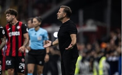 Galatasaray, rakiplerinin gerisinde kald�!