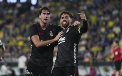 Be�ikta�'a Vlahovic ve Trossard'dan iyi haber!