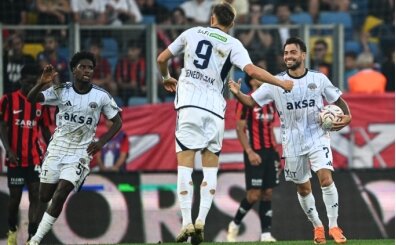 Kas�mpa�a, taraftar� �n�nde siftah pe�inde!
