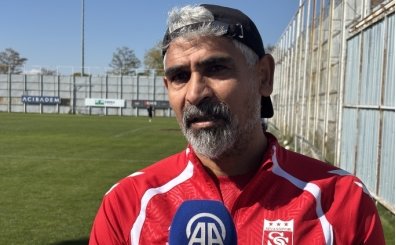 Sivasspor'un hedefi �stanbul'dan 3 puanla d�nmek
