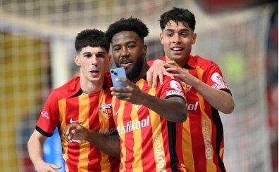 Duckens Nazon, �ran'dan ka��� hikayesini anlatt�!