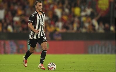 Be�ikta�'ta G�khan Sazda��, kul�beye hapsoldu