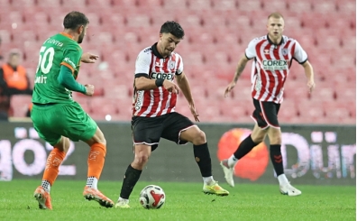 Ey�p Ayd�n trafik kazas� ge�irdi