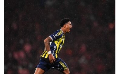 Roma'dan Jayden Oosterwolde i�in yeni talep!