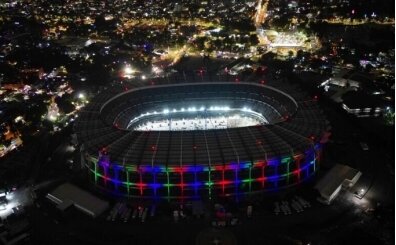 G�zler bir kez daha Mexico City Stad�'nda olacak