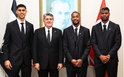 Be�ikta� d�nyay� sallad�: �ngilizler ve Araplarla zirve m�cadelesi