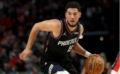 Suns soyunma odas�nda oyun kurucu rahats�zl���