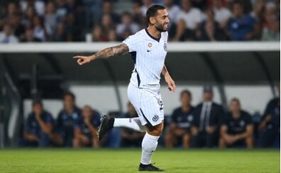 Inter'e Hakan �alhano�lu hayat verdi