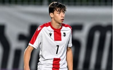 Bayern M�nih, Kvaratskhelia'n�n karde�inin pe�inde!