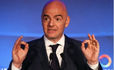 FIFA Ba�kan� Infantino'dan Afrika �ampiyonu Senegal'e k�nama!