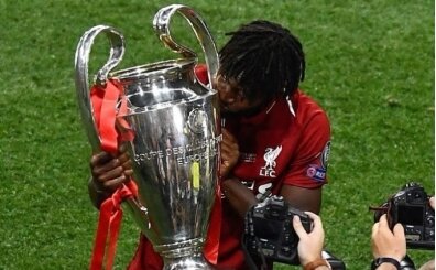Divock Origi'dan futbola veda kararı