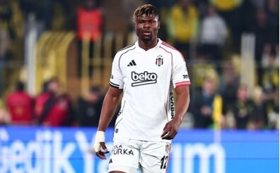 Emmanuel Agbadou'dan penalt� pozisyonu i�in fla� a��klama!