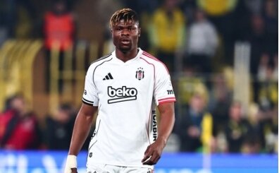 Emmanuel Agbadou, 11'e geri d�n�yor