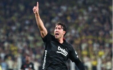 Dusan Vlahovic, Mario Gomez'i geride b�rakt�!