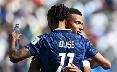 Fransa Milli Tak�m�, Afrika Uluslar Ligi Karmas� gibi boy g�steriyor