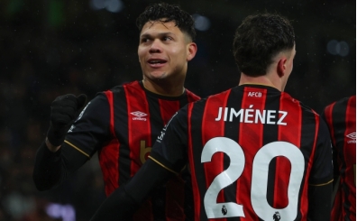 Bournemouth'un y�kseli�i s�r�yor!