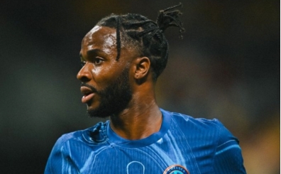 Chelsea, Raheem Sterling ile yollar�n� ay�rd�