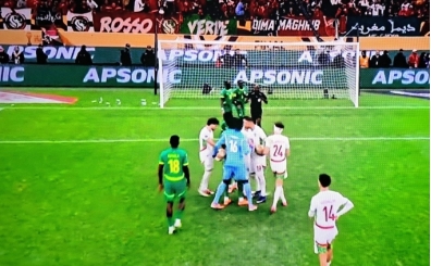 Afrika Uluslar Kupas� finalinde dev olay!