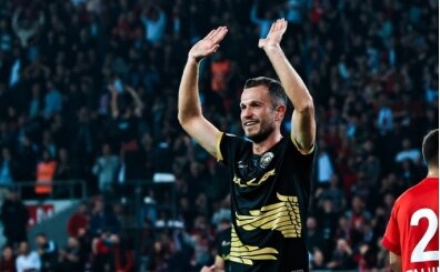 Alia�a FK'dan orta sahaya takviye
