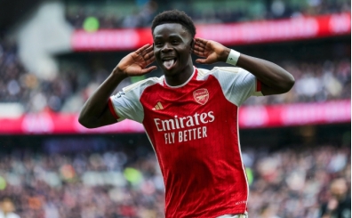 Bukayo Saka'n�n Arsenal'daki gelece�i belli oldu!