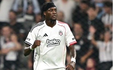 Be�ikta�'ta Abraham, kamptan ayr�ld�