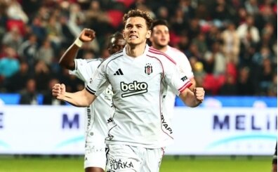 Be�ikta�'tan Kristjan Asllani'ye veda!