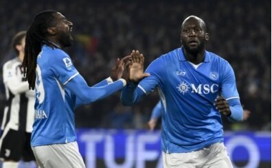 Galatasaray'dan Osimhen'in tak�m arkada��na teklif haz�rl���!