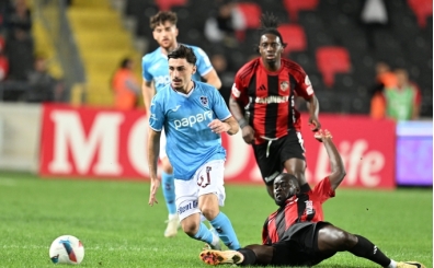 Trabzonspor'da ayr�l�k: Cihan �anak