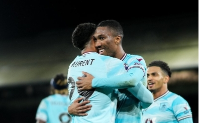 Burnley geriden geldi, 16 ma�l�k hasreti bitirdi