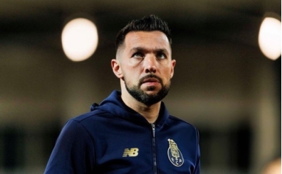 Porto, Casa Pia deplasman�nda ilk yenilgisini ald�