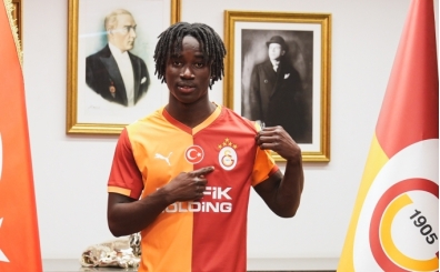 Galatasaray, Renato Nhaga'y� a��klad�