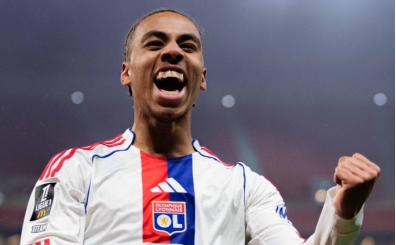 Lyon'dan ligde �st �ste 7. galibiyet!