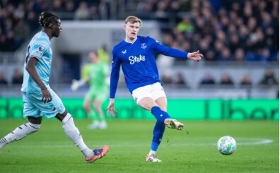 Everton, Burnley karşısında iki golle kazandı